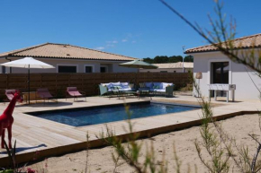 Villa contemporaine avec piscine